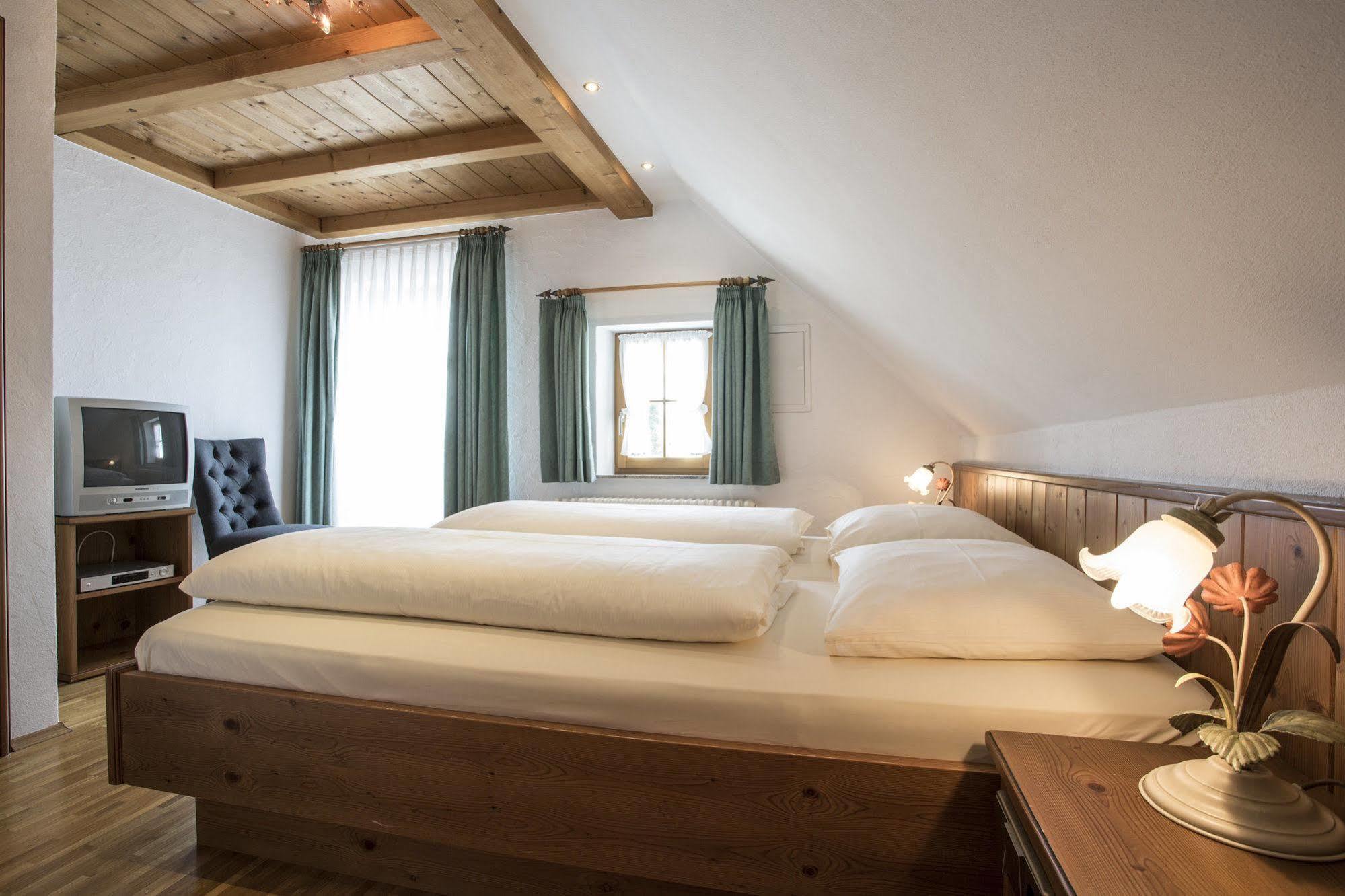 Meiser Rosenstuben Hotel Fichtenau Bagian luar foto